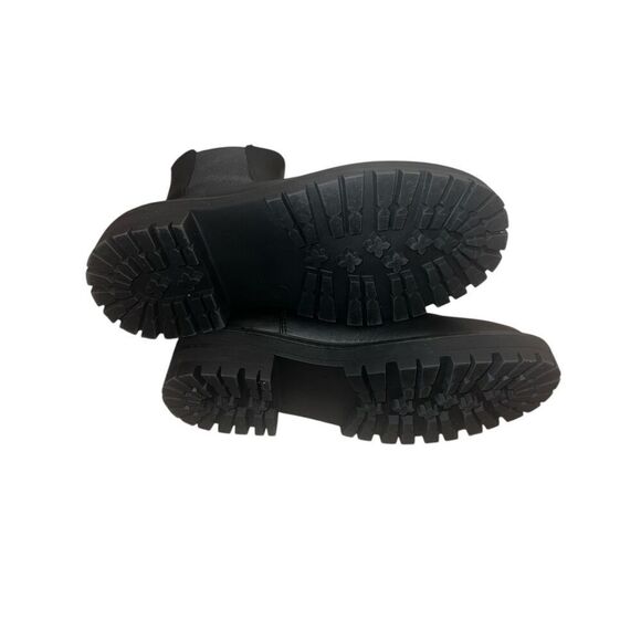 ✨Express Black Gore Lug Sole Ankle Sz 7 Boots✨ - Picture 7 of 9